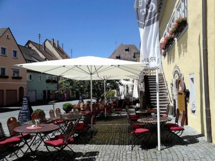 照片: Weinbistro Frickenhausen